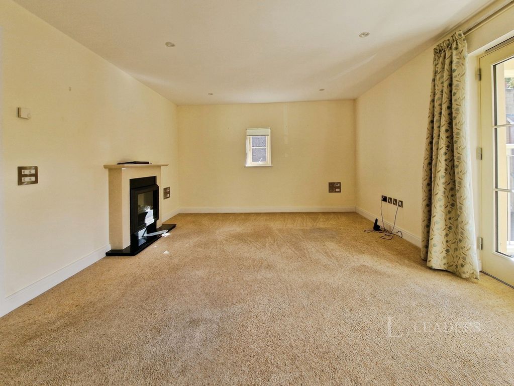 Property photo 3 of 16 Reception Room