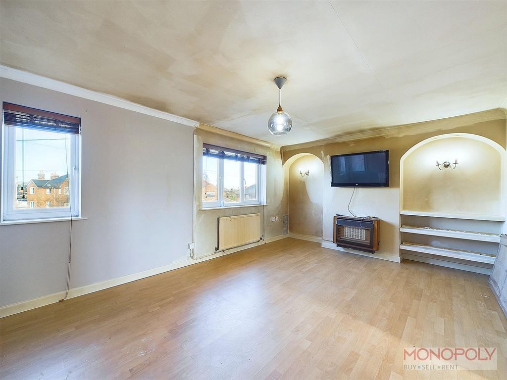 Property photo 3 of 7 Cam01943G0-Pr0378-Still001.Jpg