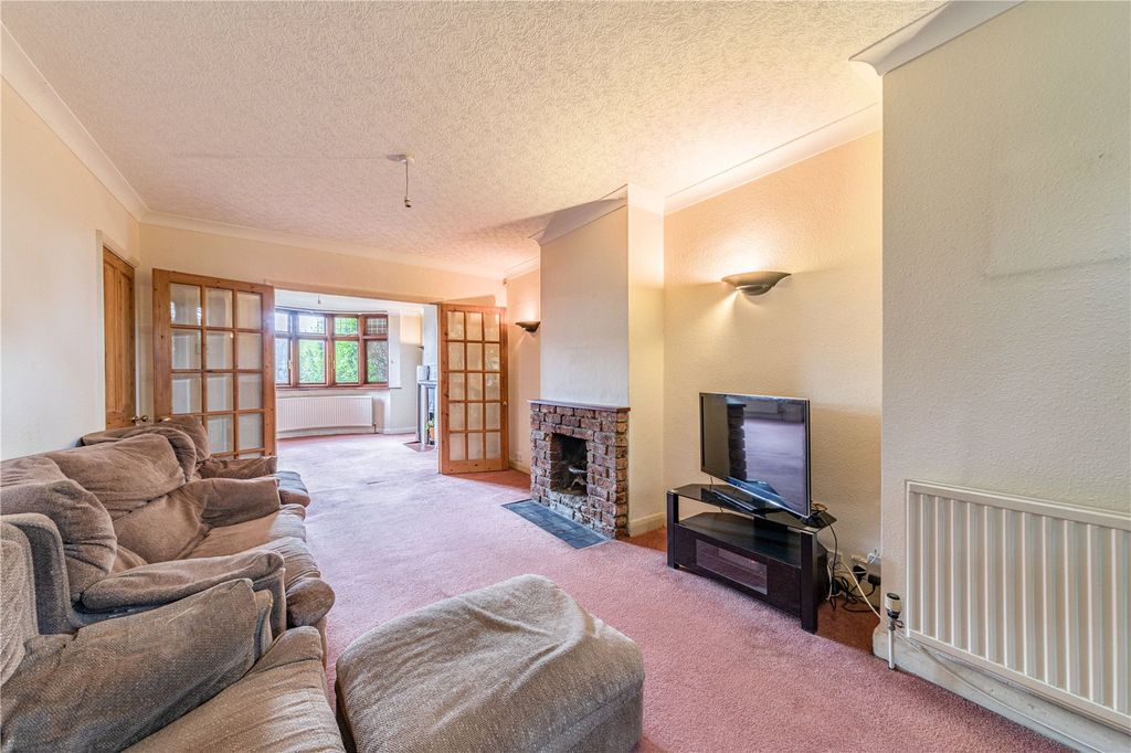 Property photo 2 of 16 Picture No. 23