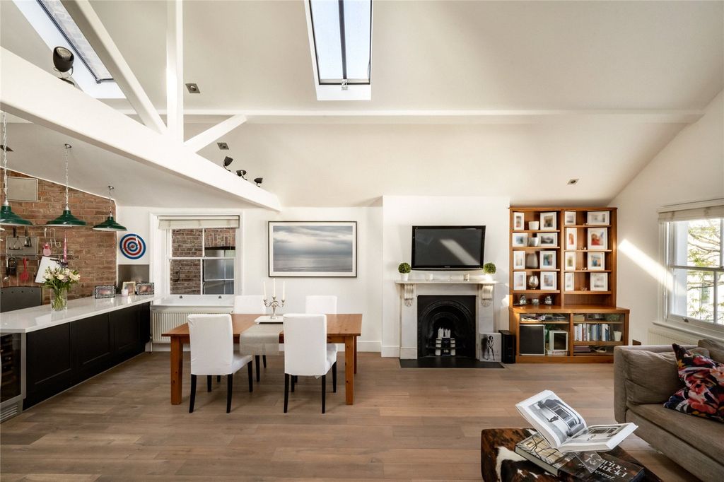 Property photo 2 of 10 Reception Room