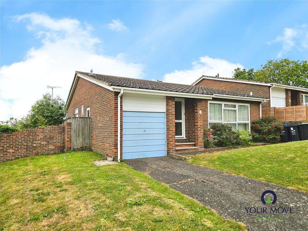 Property photo 1 of 12 External