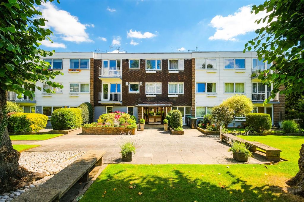 Property photo 1 of 26 Greenhill-35.Jpg