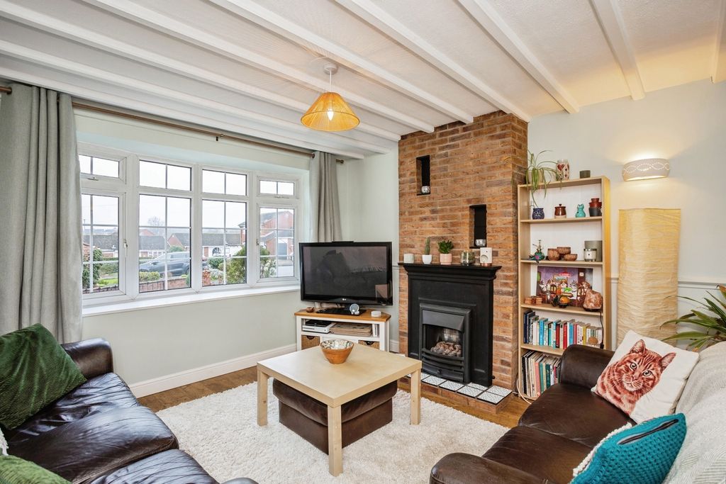 Property photo 3 of 20 Pbox-Img.Jpg