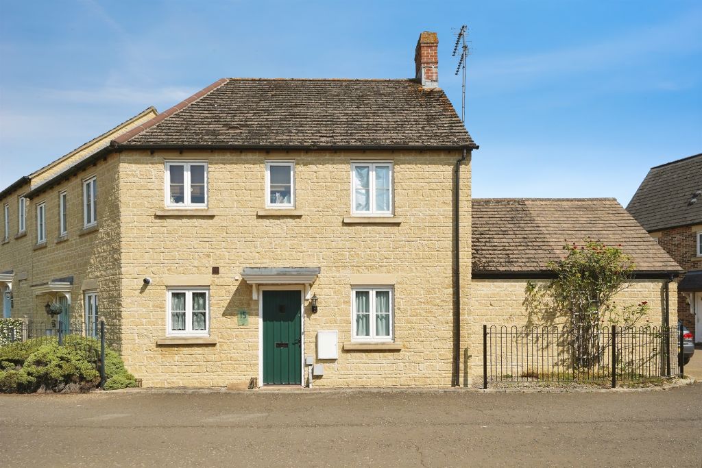 Property photo 1 of 9