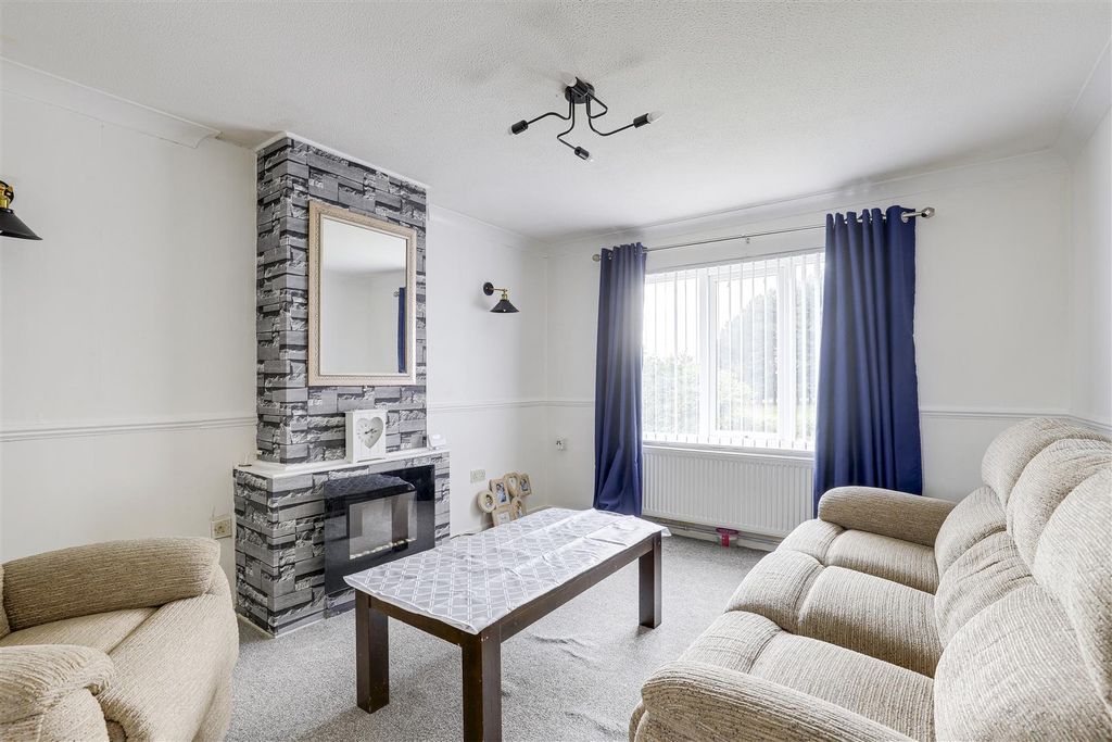 Property photo 2 of 9 7599.Jpg