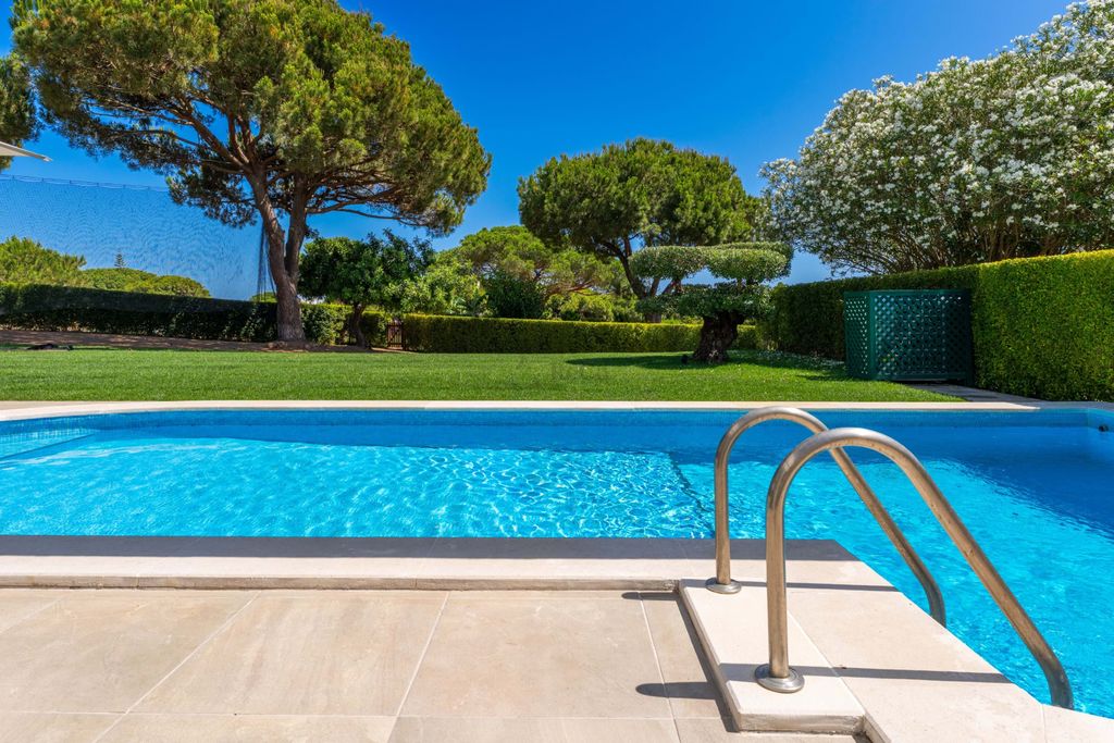 Property photo 2 of 23