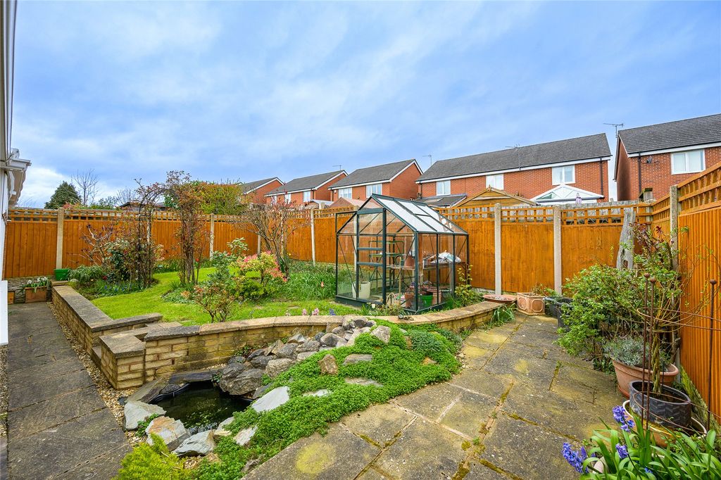 Property photo 2 of 33 Picture No. 18