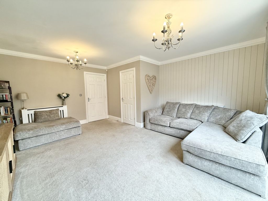 Property photo 3 of 19 Img_8968