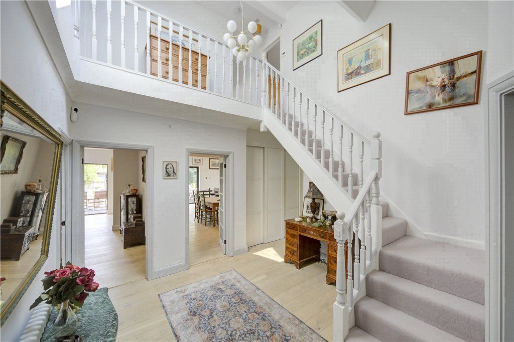 Property photo 1 of 29 Picture No. 09