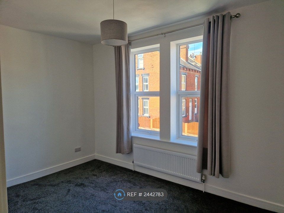 Property photo 3 of 5