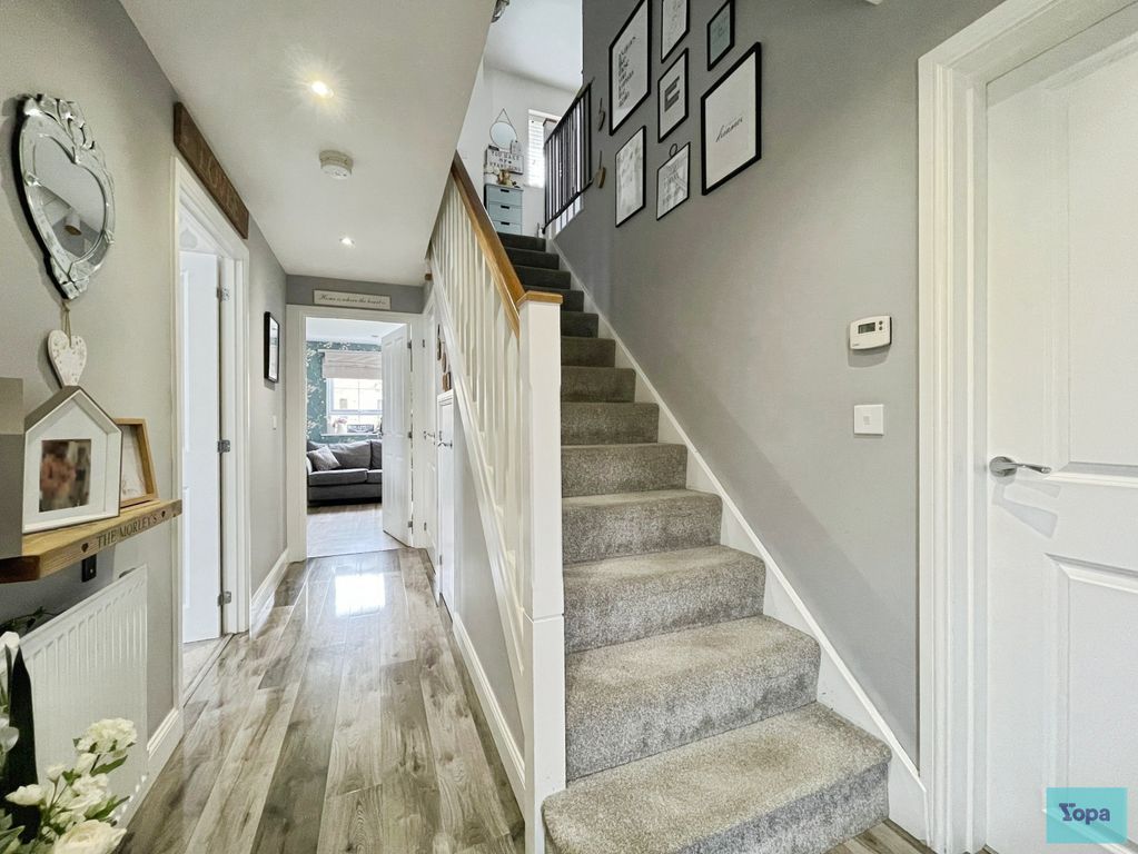 Property photo 2 of 31 10