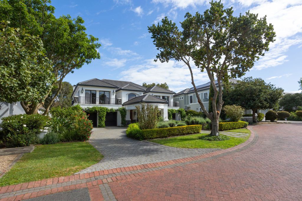 Property photo 1 of 38 Tk1677468