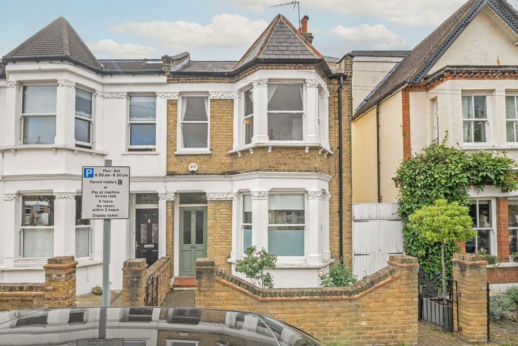Property photo 1 of 7