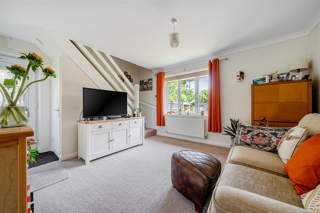 Property photo 2 of 18 Greenfield Sitting Room..Jpg