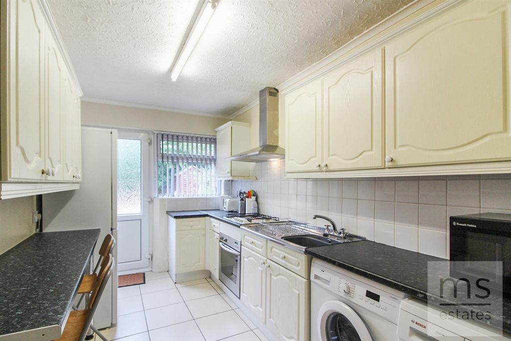 Property photo 3 of 14 Img_5949.Jpg