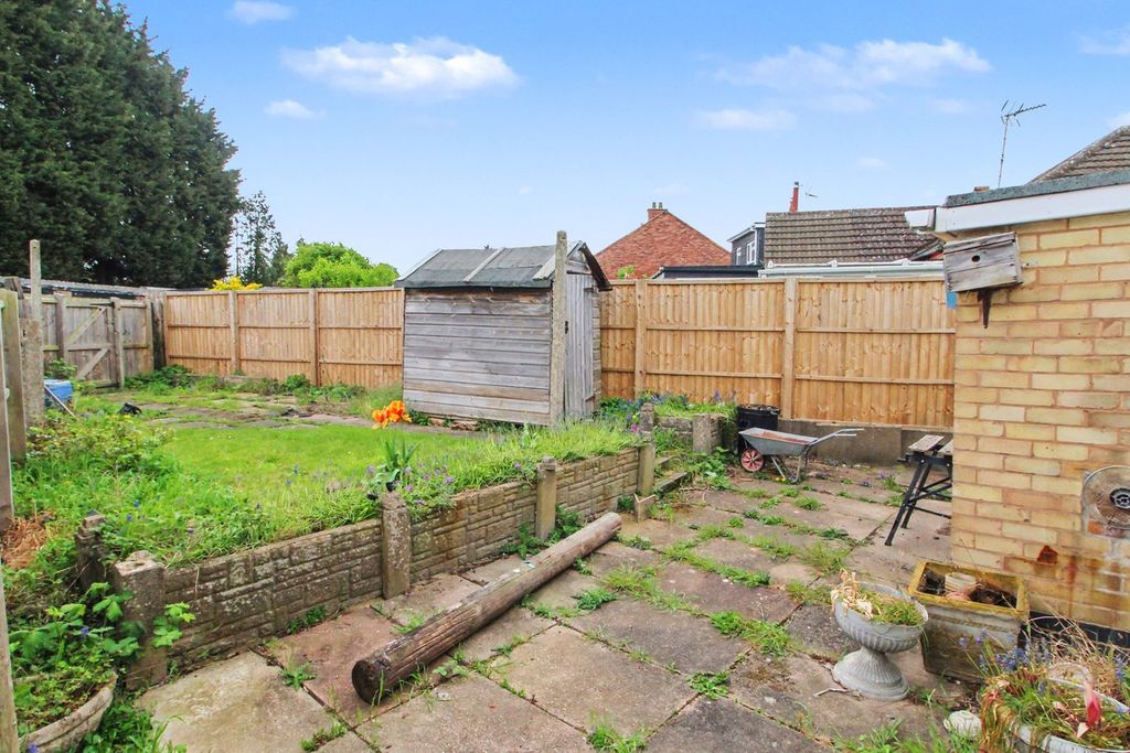 Property photo 2 of 14