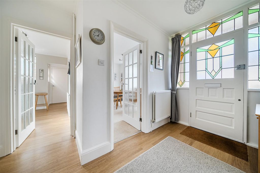 Property photo 3 of 19 1410633-12-699319c776083.Jpg