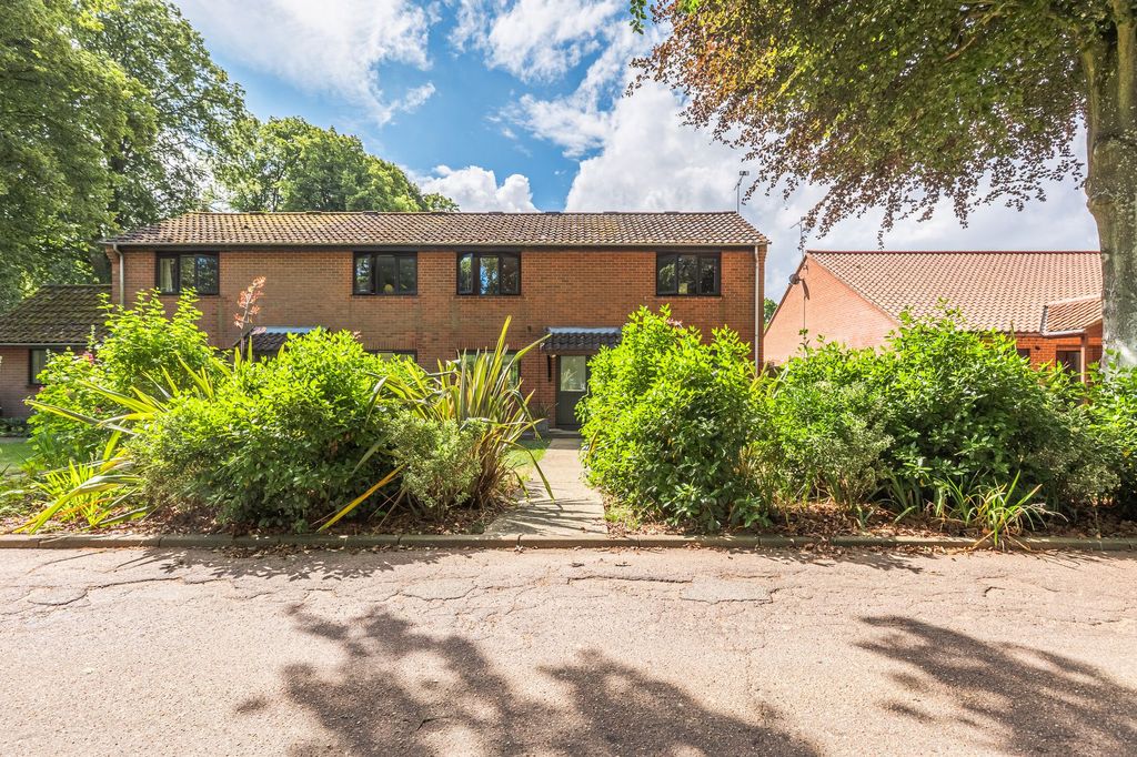 Property photo 3 of 13