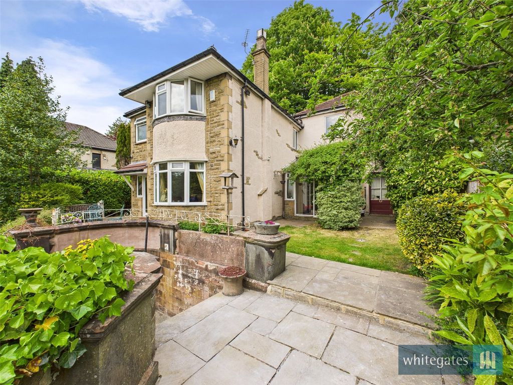 Property photo 1 of 36 Picture No. 24