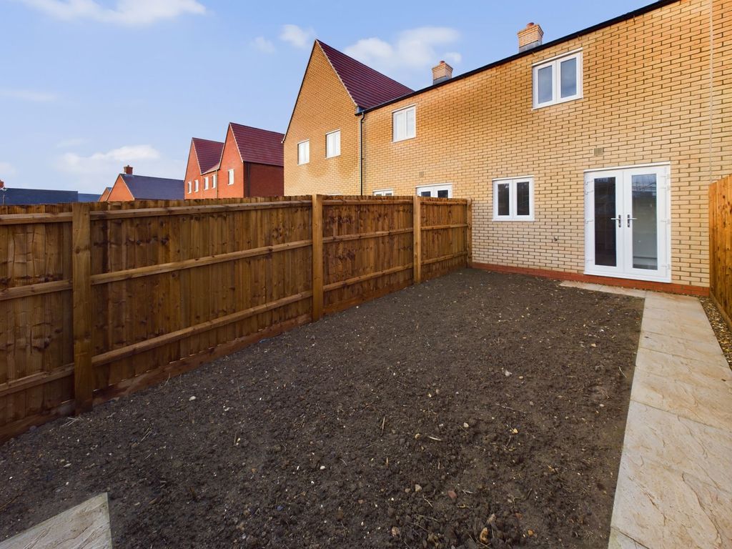 Additional image 9 of 2 bed terraced house to rentHart Close, Towcester NN12