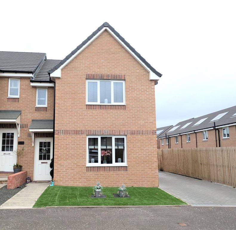 Property photo 2 of 19