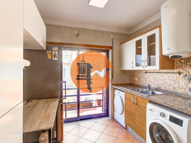 Property photo 3 of 32