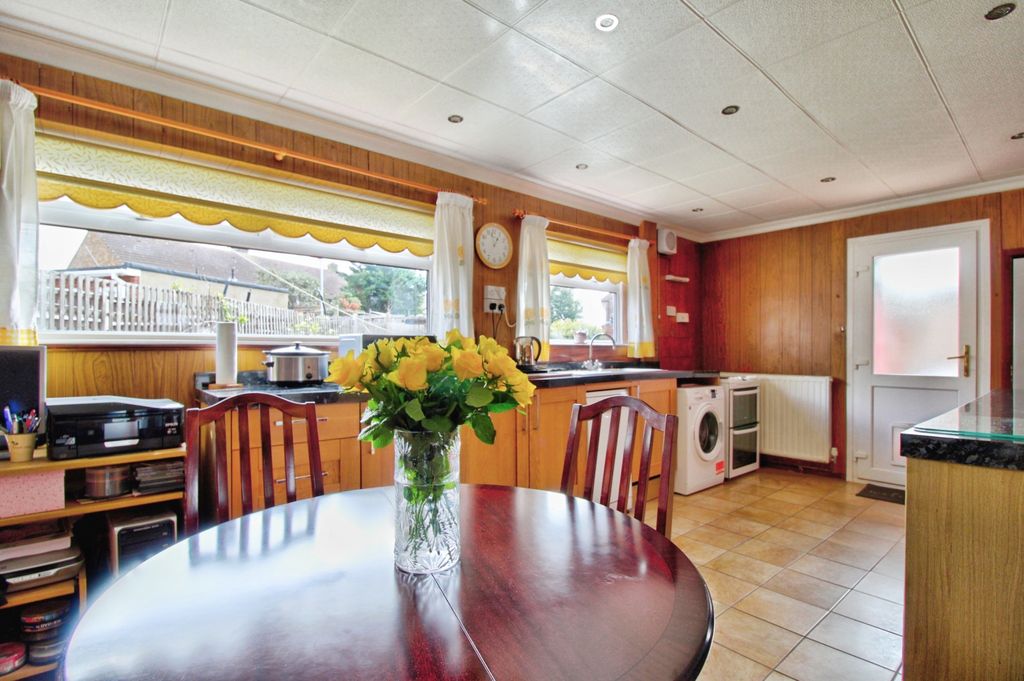 Property photo 2 of 29 2