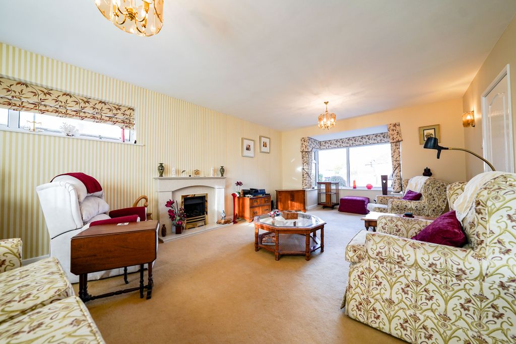 Property photo 2 of 24 Dsc04894