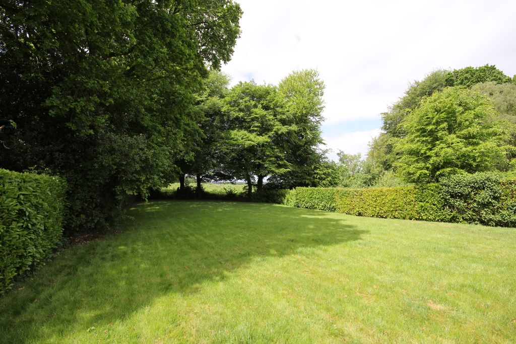 Property photo 3 of 16