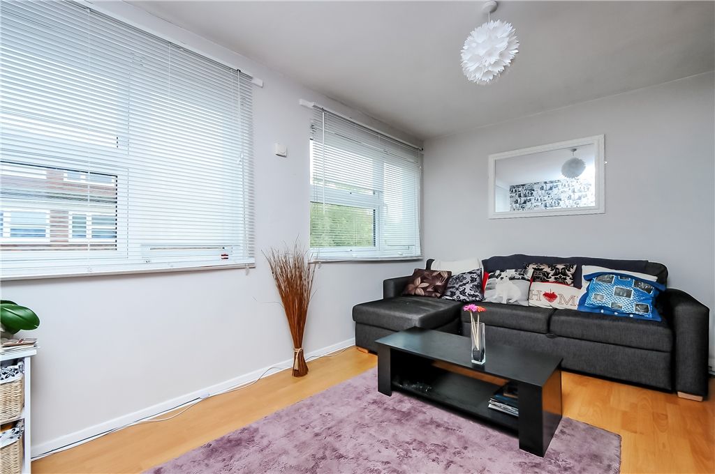 Property photo 2 of 6 Living Room Area