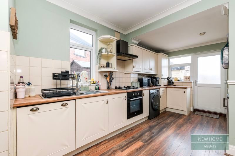 Property photo 2 of 22 Photo 11