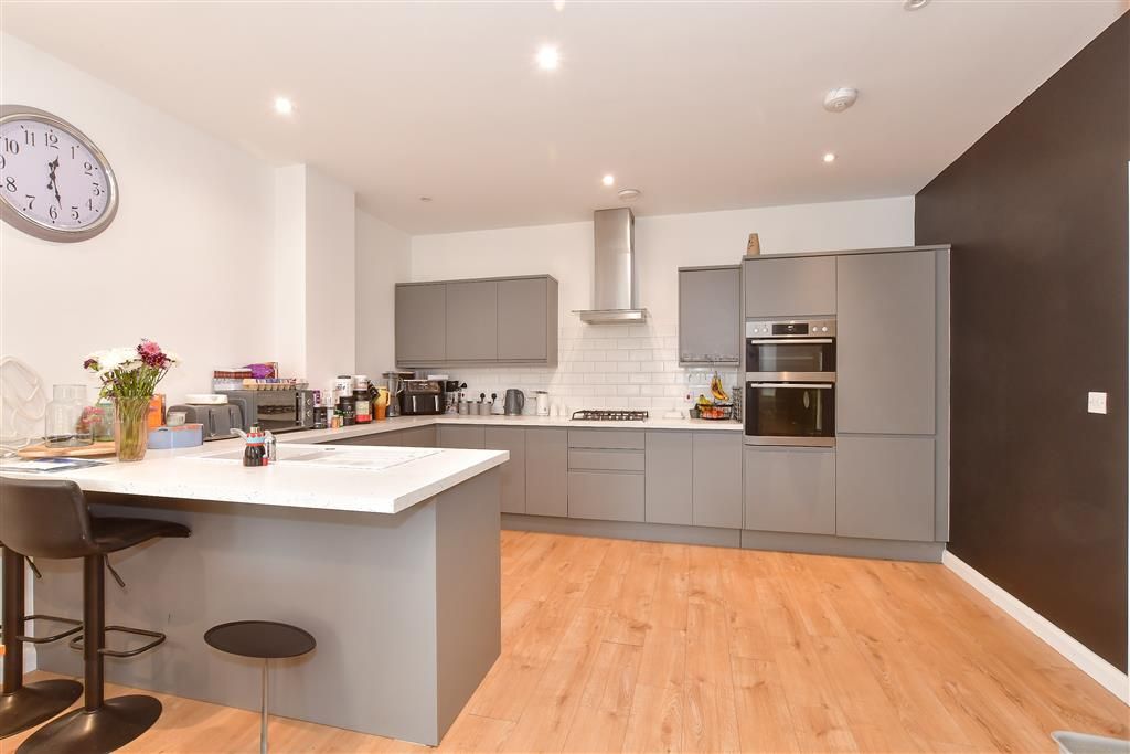 Property photo 1 of 10 Kitchen/ Lounge/Diner