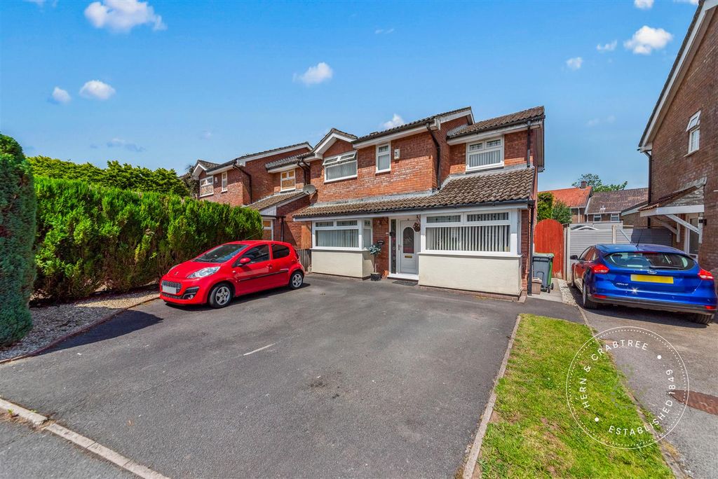 Property photo 1 of 32 Bishops-Hannon-Drive-30.Jpg