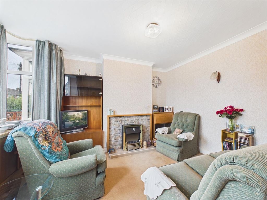 Property photo 3 of 13 Cam02435G0-Pr0394-Still007.Jpg