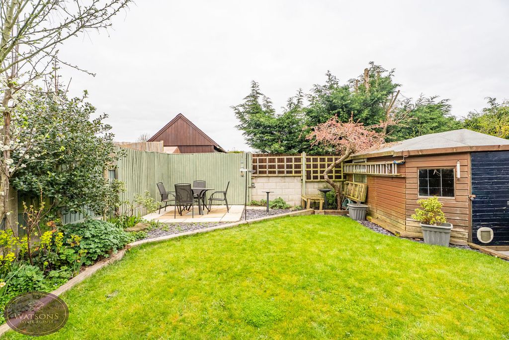 Property photo 2 of 26