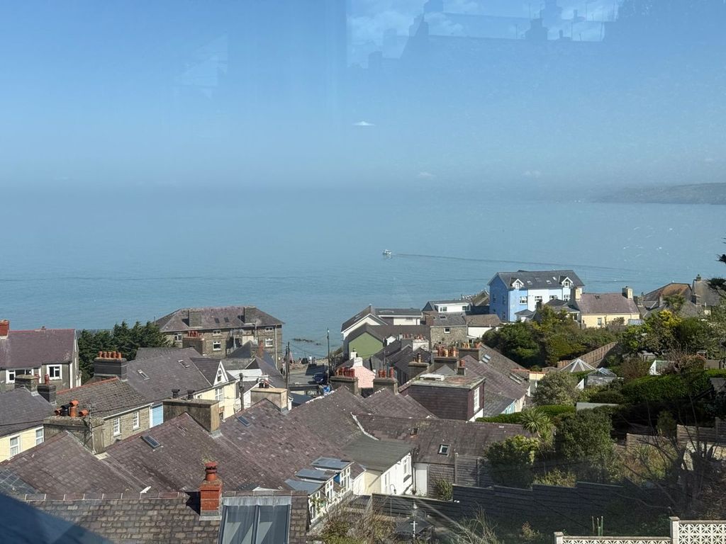 Property photo 3 of 34