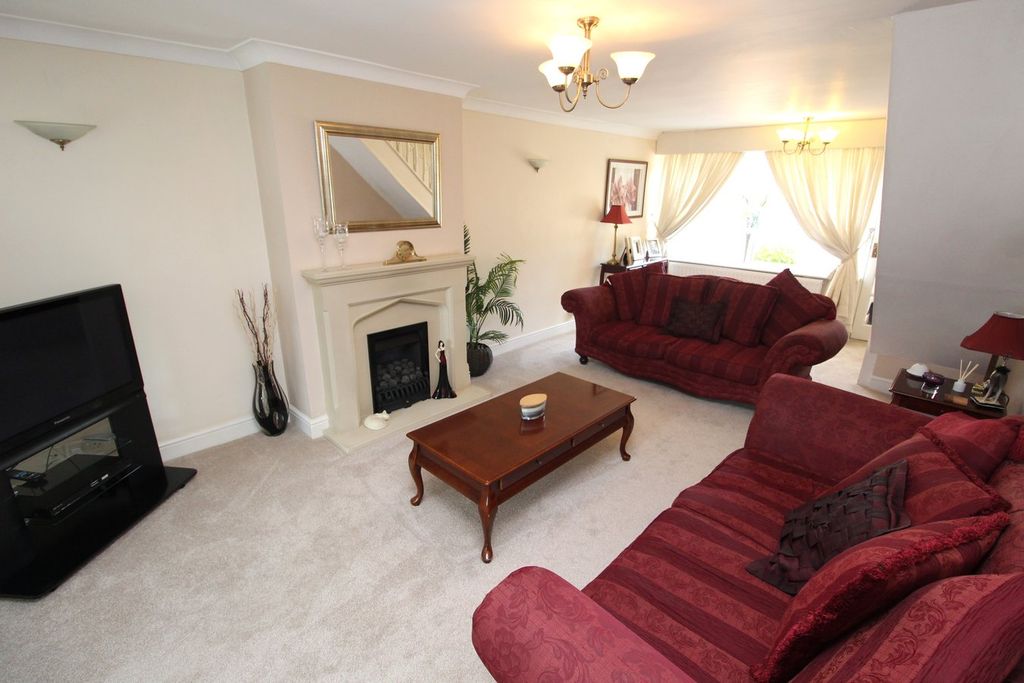 Property photo 3 of 16