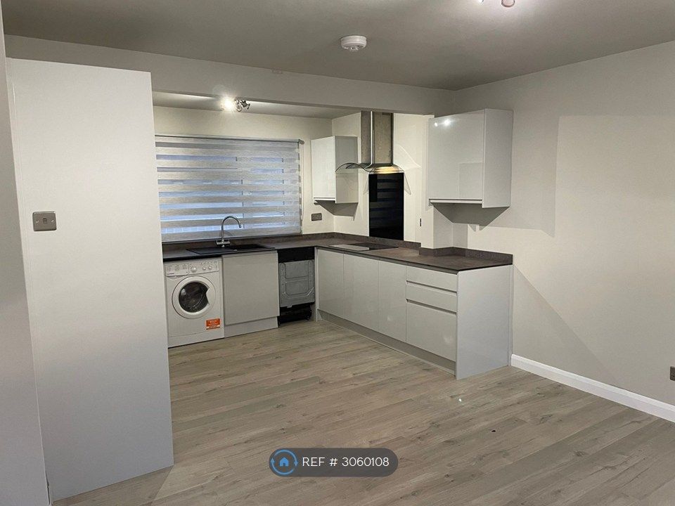 Property photo 3 of 14 Please Note Dishwasher Door Is Now Installed
