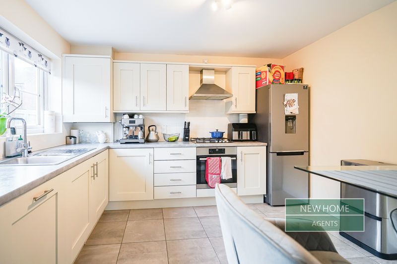 Property photo 2 of 25 Photo 14