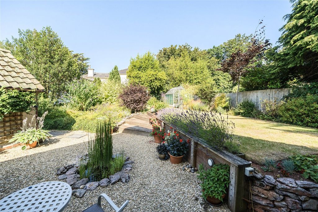 Property photo 2 of 23 Picture No. 57