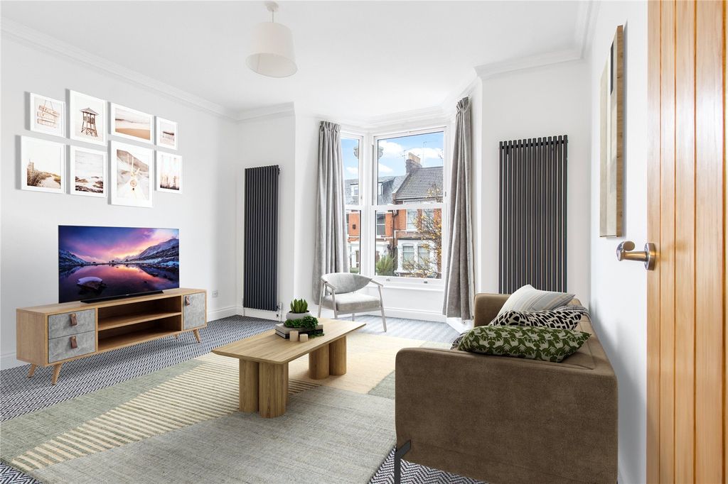 Property photo 1 of 22 Picture No. 24