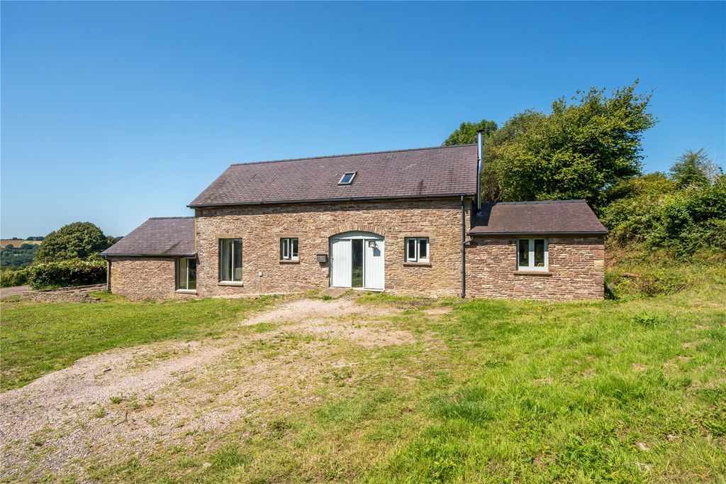 Property photo 1 of 25 Picture No. 21