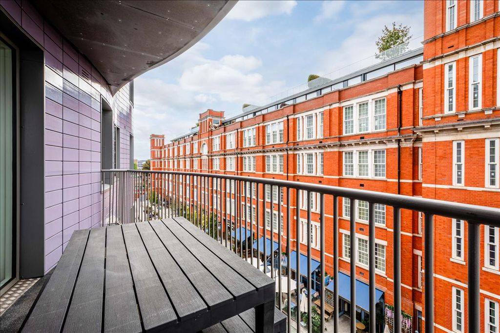 Property photo 3 of 20