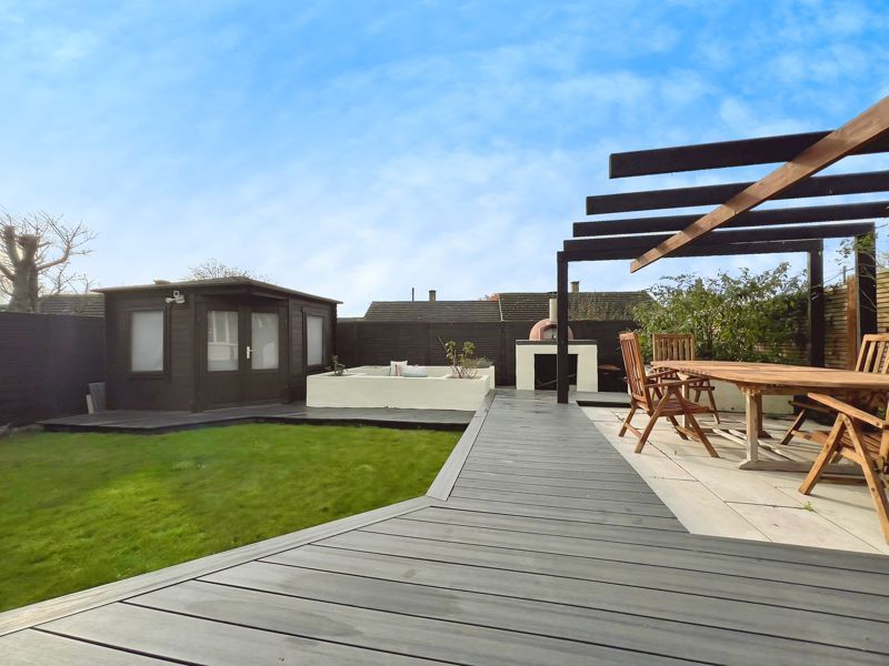 Property photo 3 of 49 Photo 26