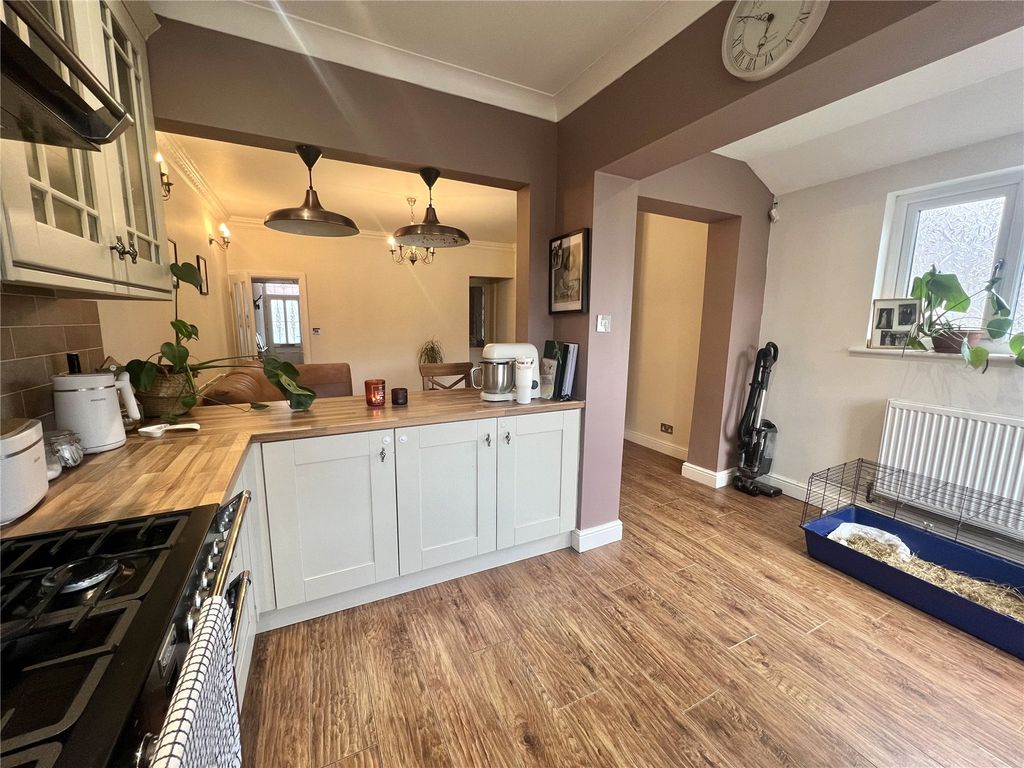 Property photo 3 of 19 Picture No. 11