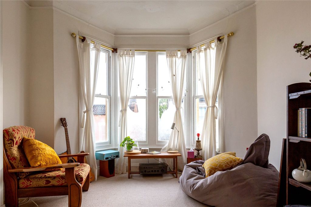 Property photo 3 of 7 Picture No. 04