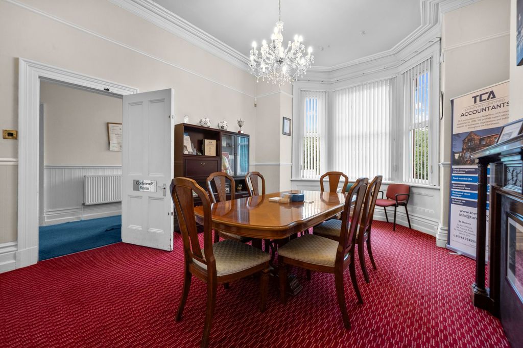 Property photo 2 of 58