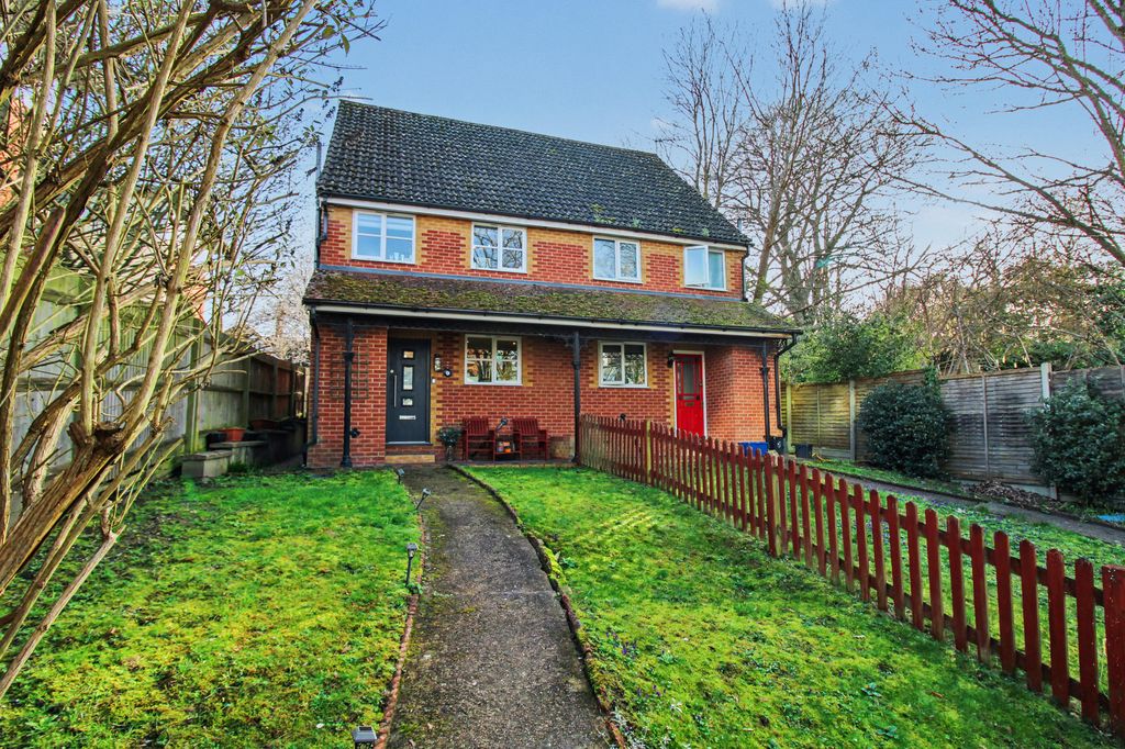 Property photo 1 of 21