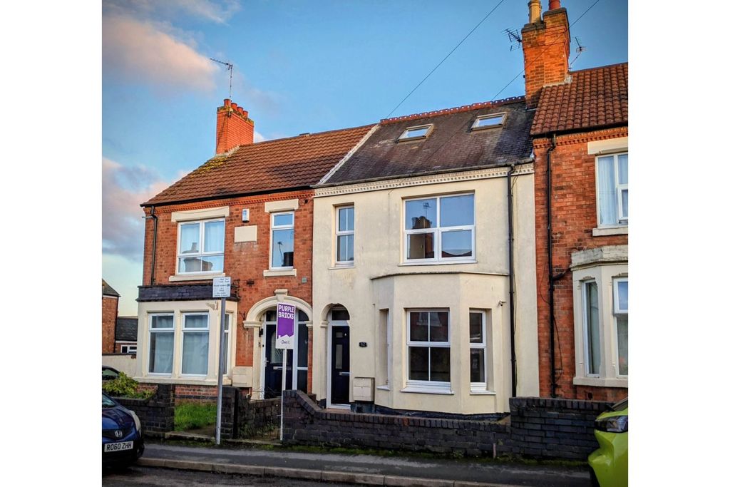 Property photo 1 of 22 Front View