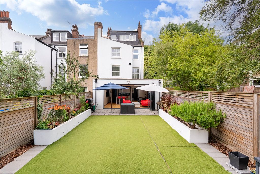 Property photo 2 of 14 Picture No. 08